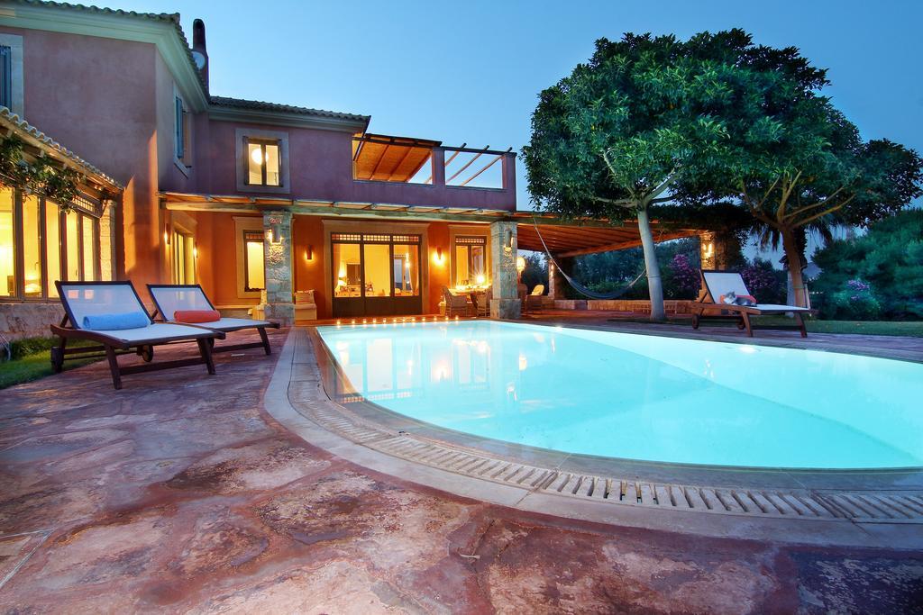 Vouliagmeni Villa Athen Exterior foto